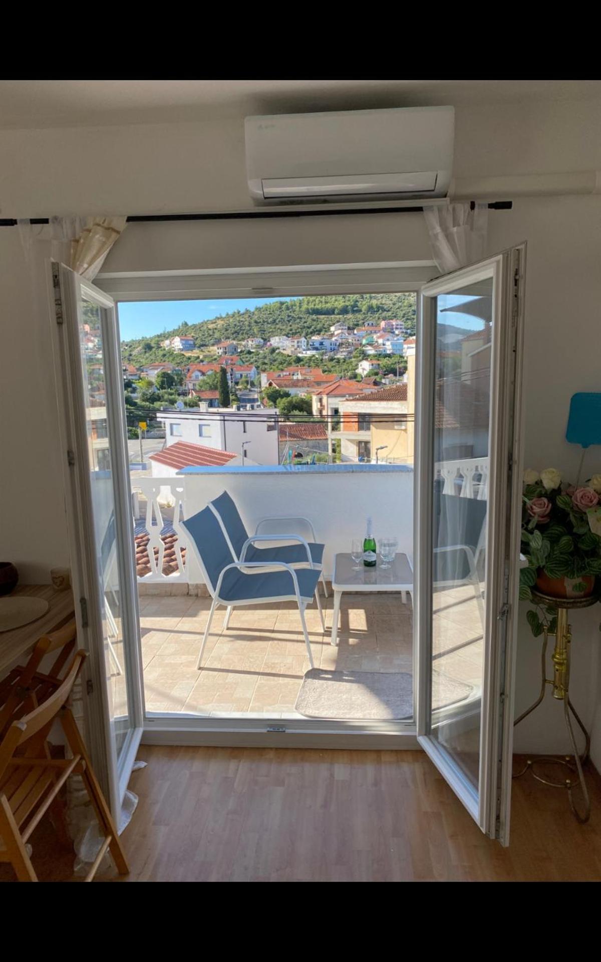 Apartment Remi, Penthouse With Balcony, Free Parking Marina Exterior photo
