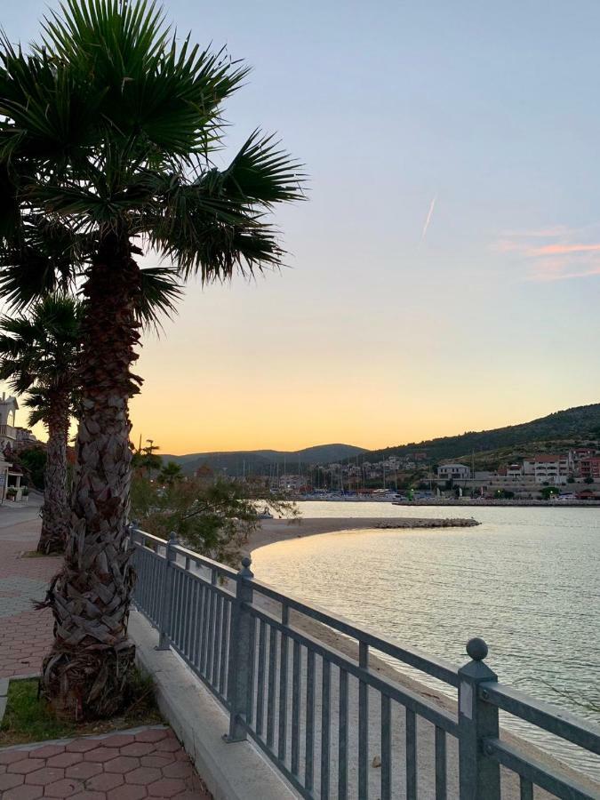 Apartment Remi, Penthouse With Balcony, Free Parking Marina Exterior photo